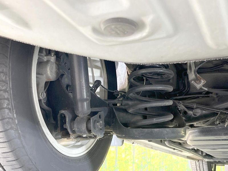 2015 Toyota Noah DAA-ZWR80G (UW-6a9644f6dcafd)[21]