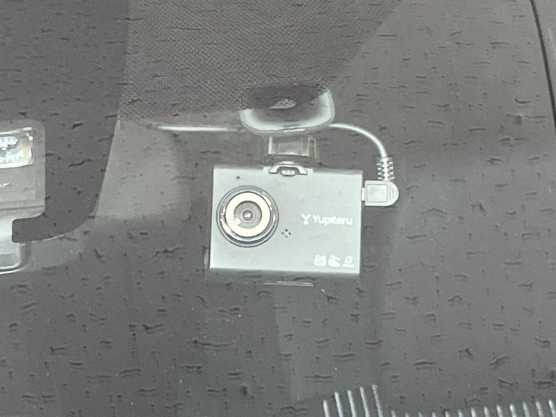 2018 Toyota Voxy DAA-ZWR80W (UW-6a9644f981383)[18]