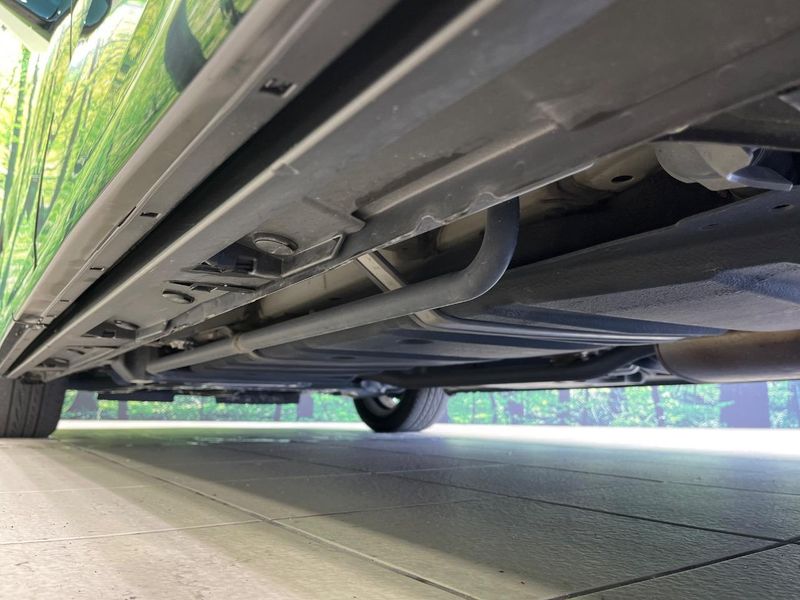 2018 Toyota Voxy DAA-ZWR80W (UW-6a9644f981383)[23]