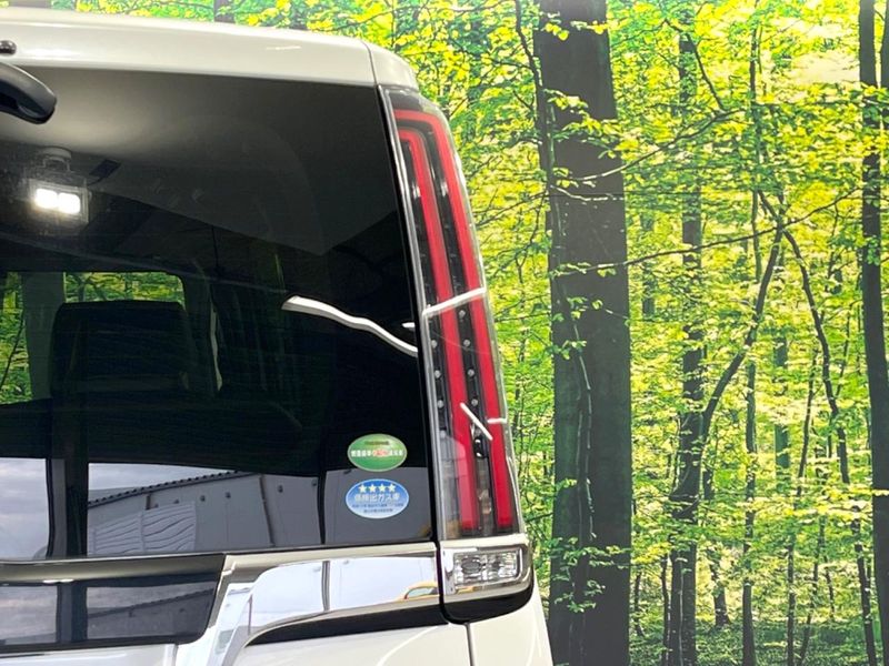 2019 Toyota Esquire DAA-ZWR80G (UW-6a9644fc2f417)[15]