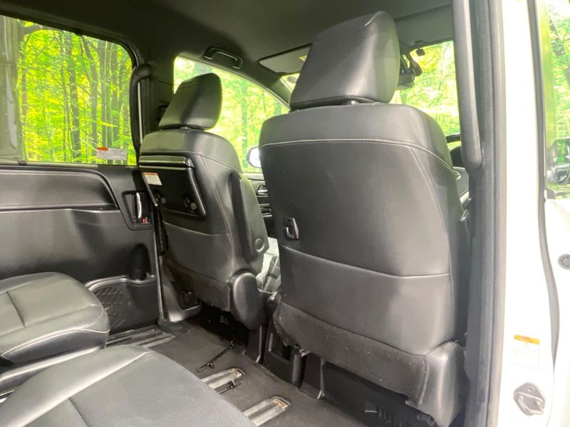 2019 Toyota Esquire DAA-ZWR80G (UW-6a9644fc2f417)[21]