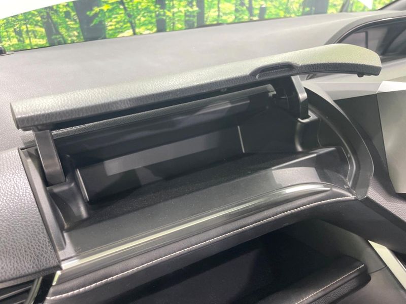 2019 Toyota Esquire DAA-ZWR80G (UW-6a9644fc2f417)[5]
