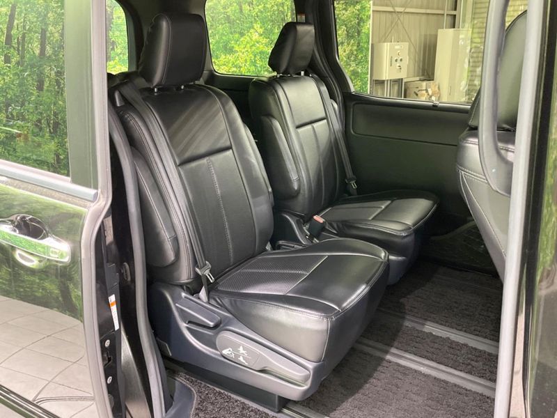 2019 Toyota Voxy DAA-ZWR80W (UW-6a9644fc90148)[7]