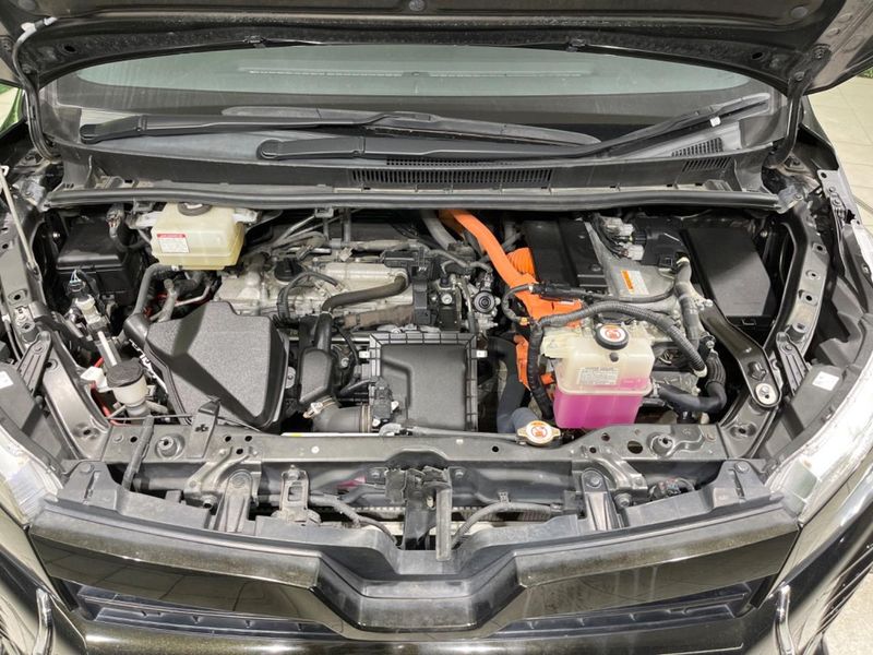 2019 Toyota Voxy DAA-ZWR80W (UW-6a9644fc90148)[11]