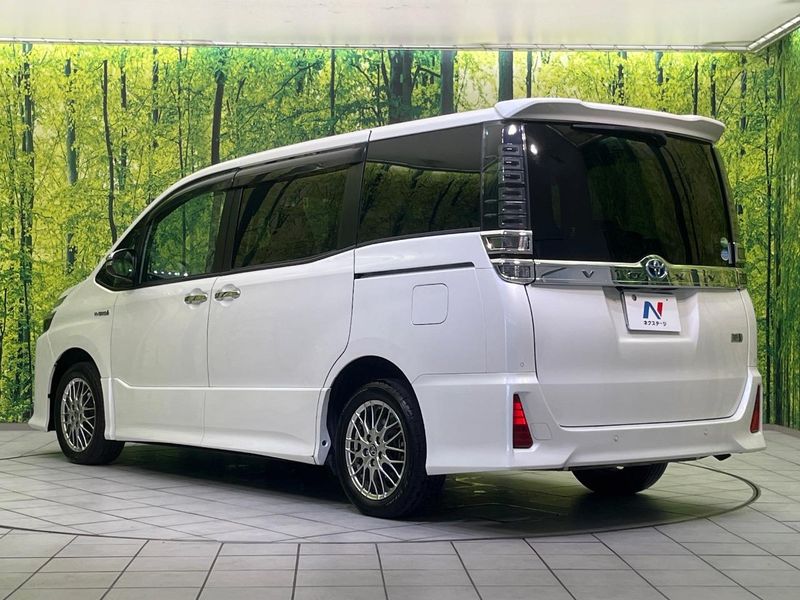 2020 Toyota Voxy DAA-ZWR80W (UW-6a9644fdd39f0)[7]