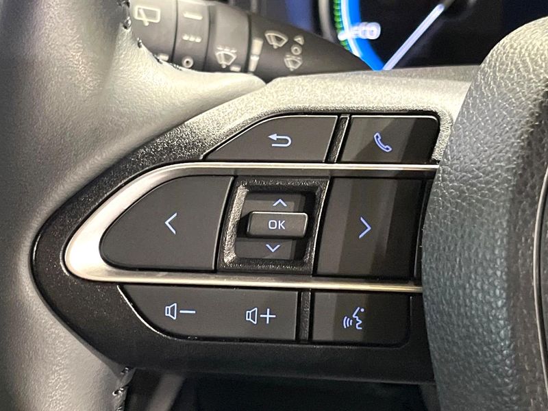 2023 Toyota Noah 6AA-ZWR90W (UW-6a964504ee5e0)[27]
