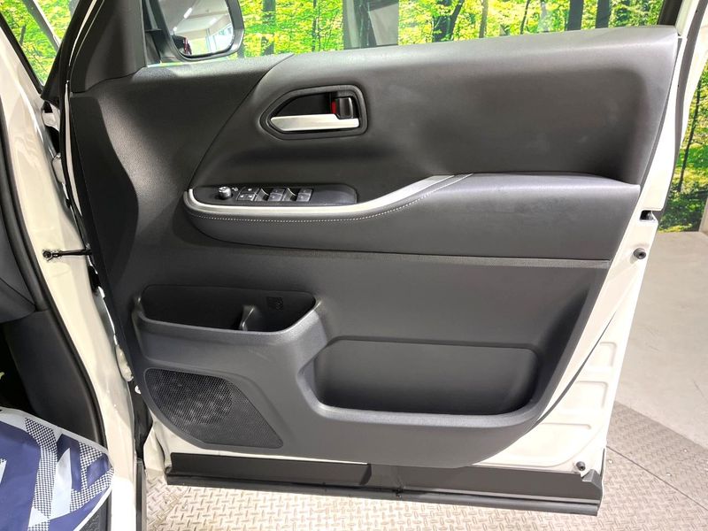 2023 Toyota Noah 6AA-ZWR90W (UW-6a964504ee5e0)[7]