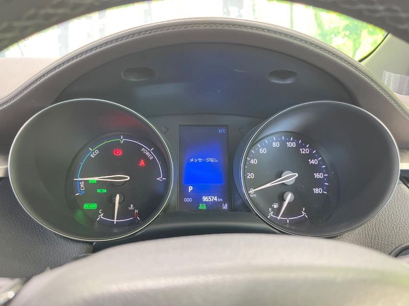 2017 Toyota C-HR DAA-ZYX10 (UW-6a9645106772a)[29]