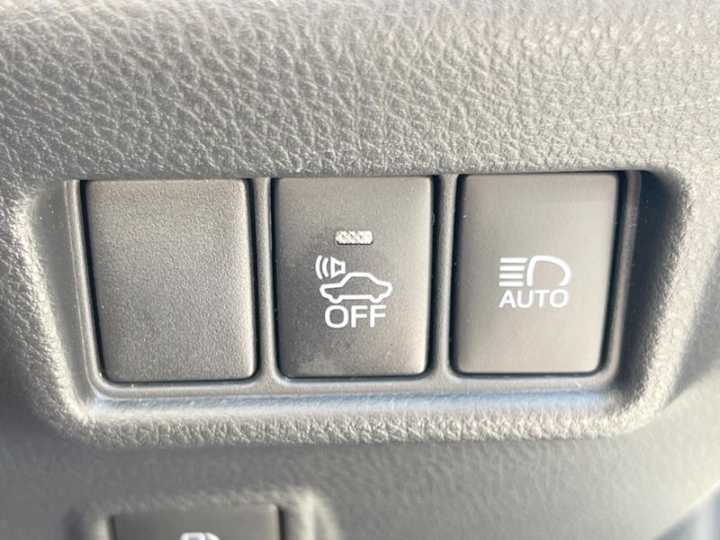 2018 Toyota C-HR DAA-ZYX10 (UW-6a96451161ff9)[28]