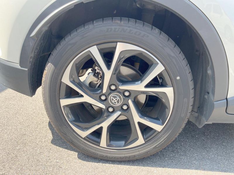 2018 Toyota C-HR DAA-ZYX10 (UW-6a96451161ff9)[10]