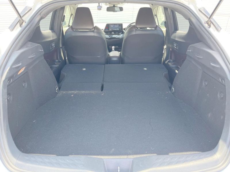 2018 Toyota C-HR DAA-ZYX10 (UW-6a96451161ff9)[21]