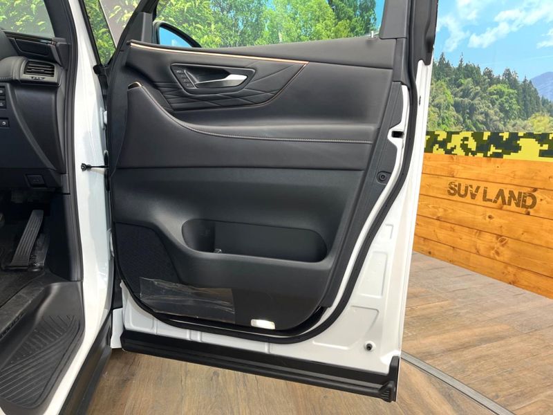 2023 Toyota Vellfire Hybrid 6AA-AAHH40W (UW-6a9792232f1f8)[17]