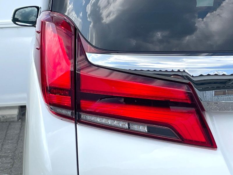 2018 Toyota Alphard DBA-AGH30W (UW-6a97923916449)[18]