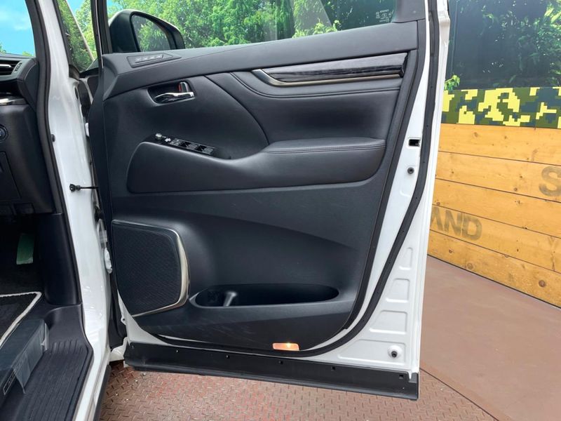 2022 Toyota Alphard 3BA-AGH30W (UW-6a9792453e271)[28]