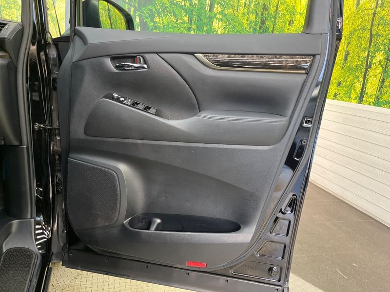 2021 Toyota Alphard 3BA-AGH30W (UW-6a97924ad17e2)[12]