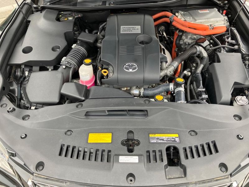 2013 Toyota Crown Hybrid DAA-AWS210 (UW-6a97926493c91)[4]