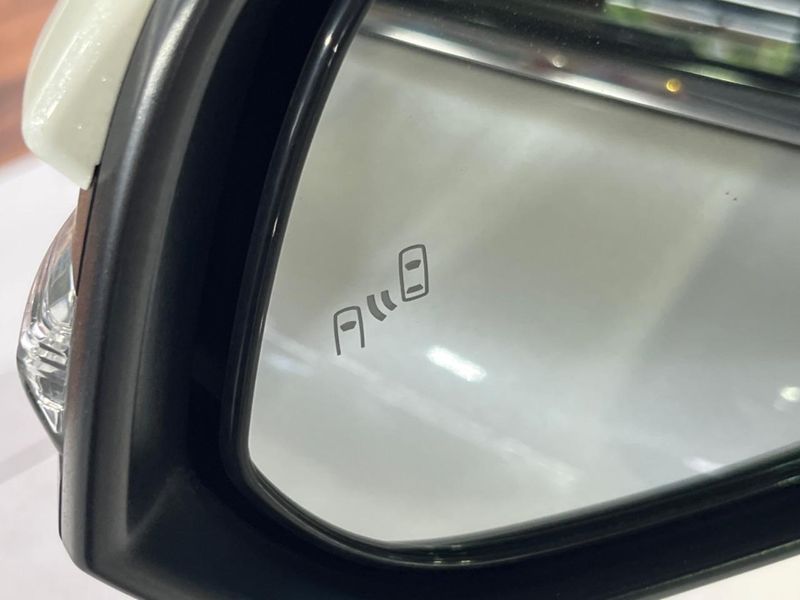2021 Toyota Harrier Hybrid 6AA-AXUH80 (UW-6a97927449c27)[25]