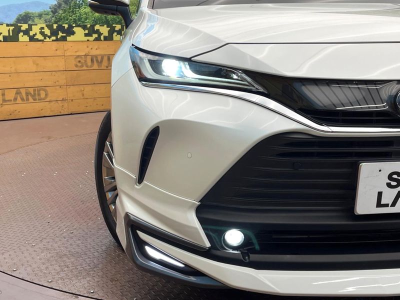 2022 Toyota Harrier Hybrid 6AA-AXUH80 (UW-6a9792758b898)[15]