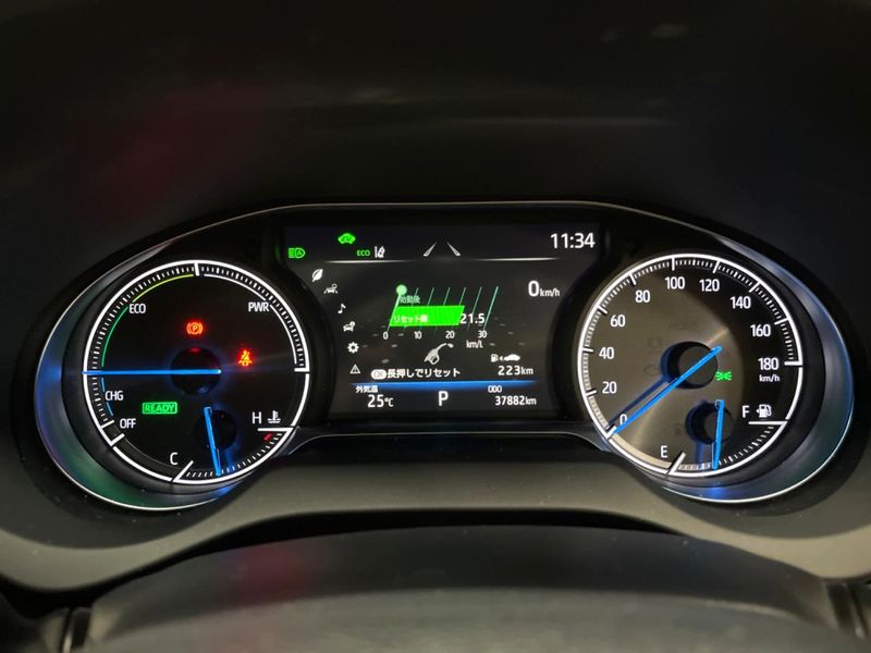 2022 Toyota Harrier Hybrid 6AA-AXUH85 (UW-6a97927d121cf)[29]