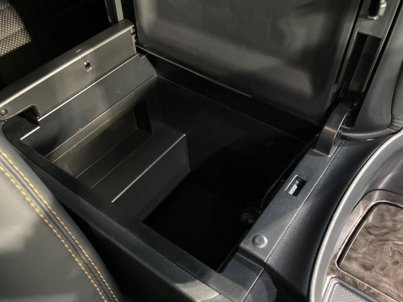 2021 Toyota Vellfire Hybrid 6AA-AYH30W (UW-6a979283426fb)[22]