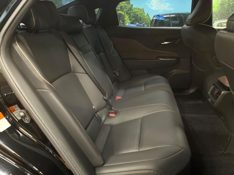 2023 Toyota Crown Crossover 6AA-AZSH35 (UW-6a97928ca9ed8)[17]