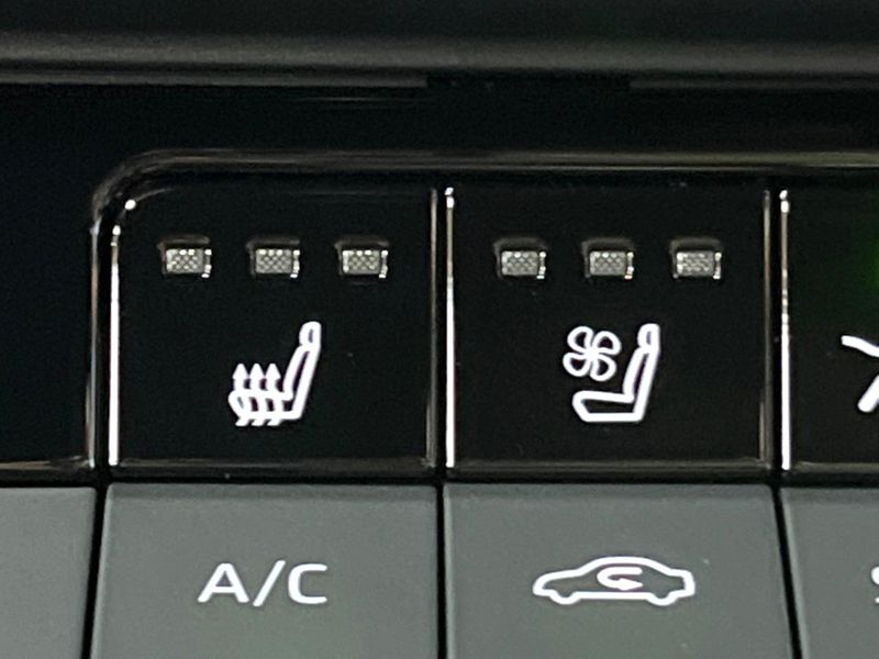 2023 Toyota Crown Crossover 6AA-AZSH35 (UW-6a97928ca9ed8)[27]