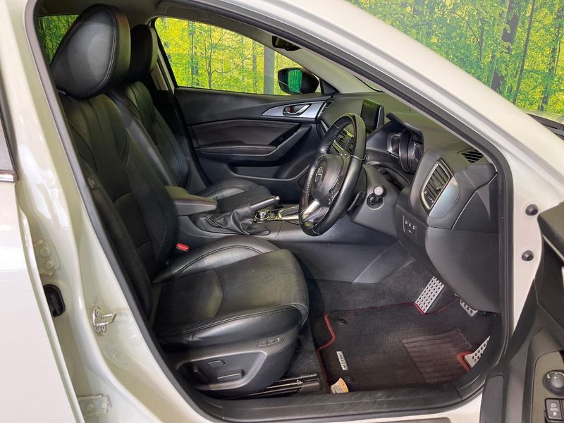 2016 Mazda Axela Sports LDA-BMLFS (UW-6a9792cbc2956)[29]
