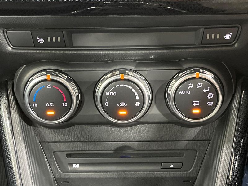 2017 Mazda Demio DBA-DJ3FS (UW-6a9792e8c7dce)[17]