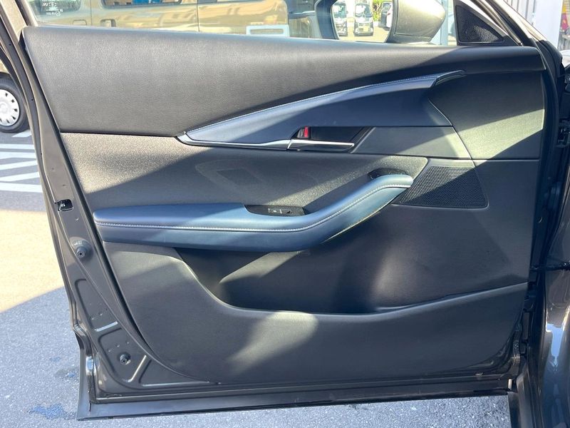 2022 Mazda CX-30 5BA-DMEP (UW-6a9792f2f0272)[27]