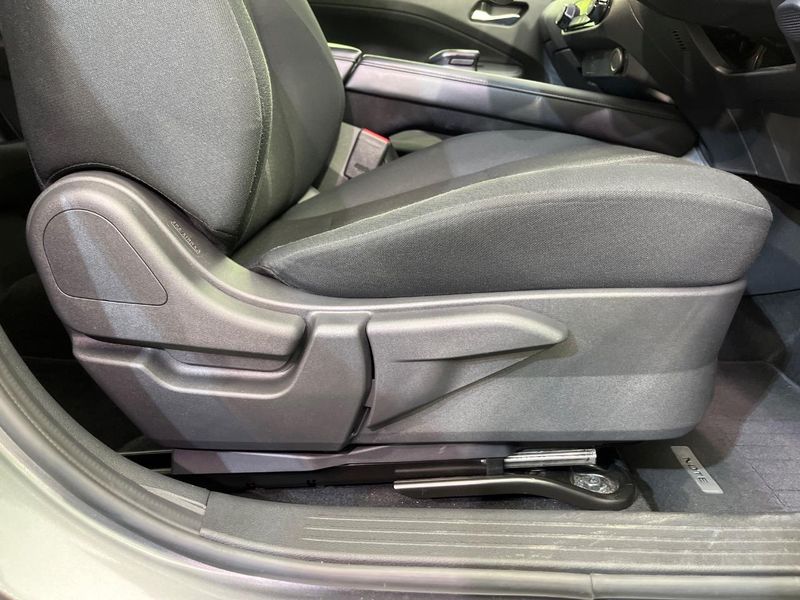 2022 Nissan Note 6AA-E13 (UW-6a9792ff826fe)[22]