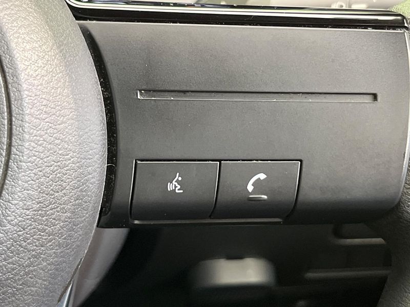 2022 Nissan Note 6AA-E13 (UW-6a9792ff826fe)[29]