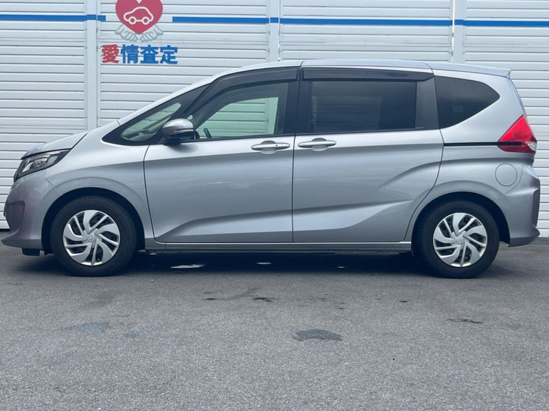 2016 Honda Freed DBA-GB5 (UW-6a979315ac3d5)[9]