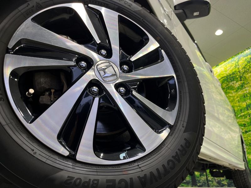 2016 Honda Freed Plus Hybrid DAA-GB8 (UW-6a97931bc4b87)[13]
