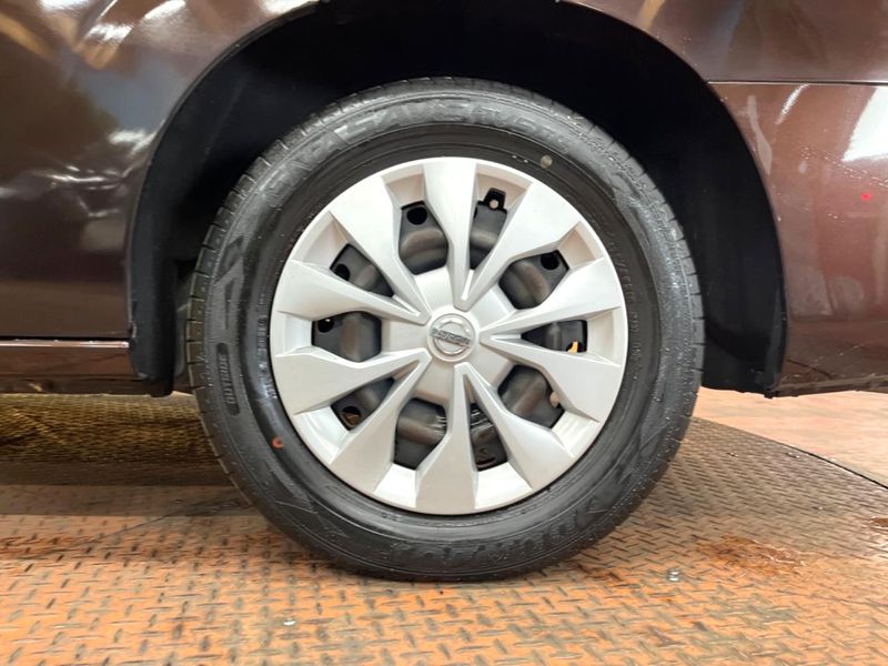 2017 Nissan Serena DAA-GC27 (UW-6a97931cecfb3)[19]