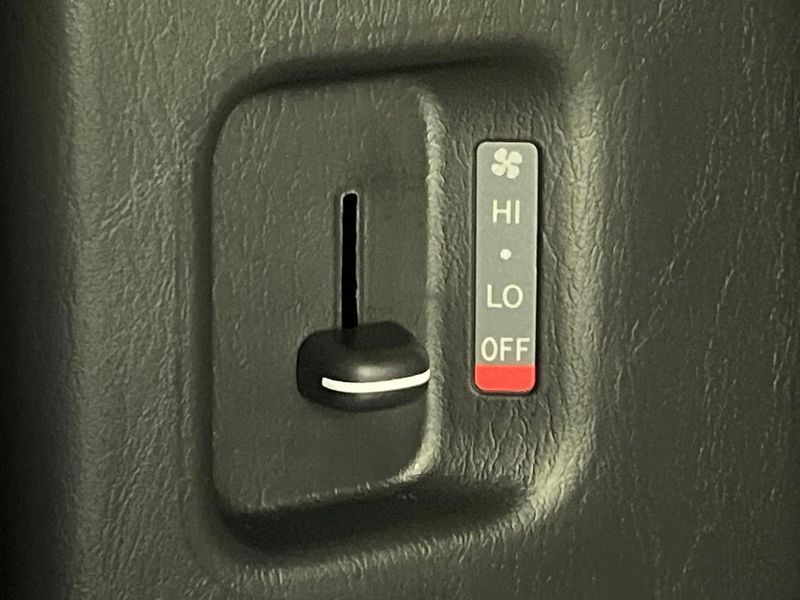 2026 Toyota Hiace Van 3DF-GDH206V (UW-6a9793211fd30)[29]