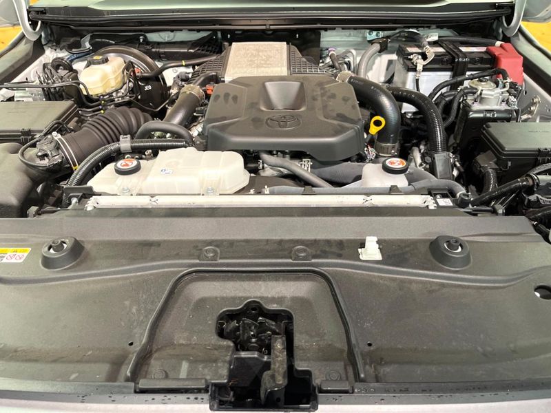 2025 Toyota Land Cruiser 250 3DA-GDJ250W (UW-6a97932308c45)[15]