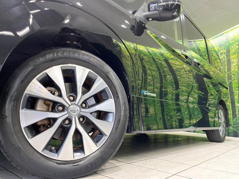 2017 Nissan Serena DAA-GFC27 (UW-6a979326932c5)[4]