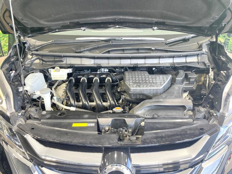 2017 Nissan Serena DAA-GFC27 (UW-6a979329ae039)[14]