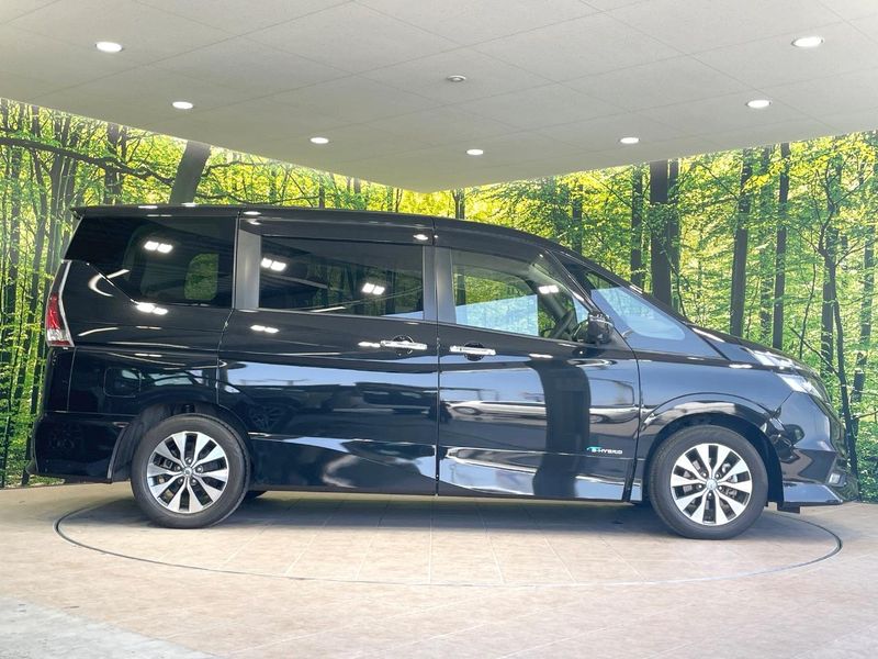2017 Nissan Serena DAA-GFC27 (UW-6a979329ae039)[9]