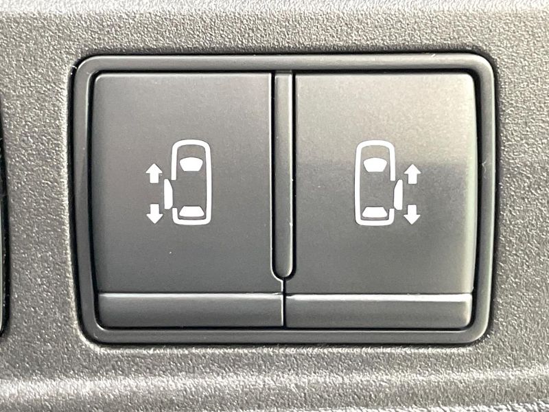 2020 Nissan Serena DAA-GFC27 (UW-6a97933073e51)[24]