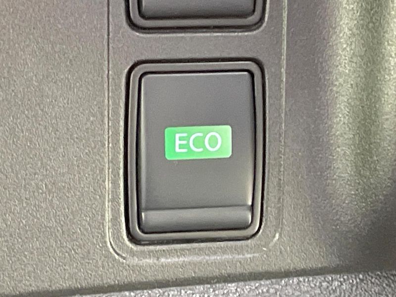 2020 Nissan Serena DAA-GFC27 (UW-6a97933073e51)[28]