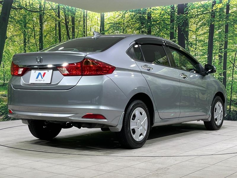 2015 Honda Grace DBA-GM9 (UW-6a97933b25196)[27]