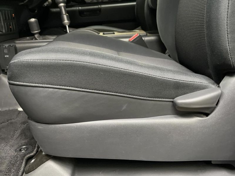 2014 Toyota FJ CRUISER CBA-GSJ15W (UW-6a97934fafa93)[13]