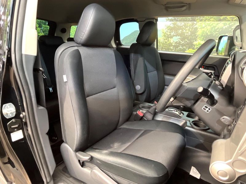 2016 Toyota FJ CRUISER CBA-GSJ15W (UW-6a9793501a24d)[27]