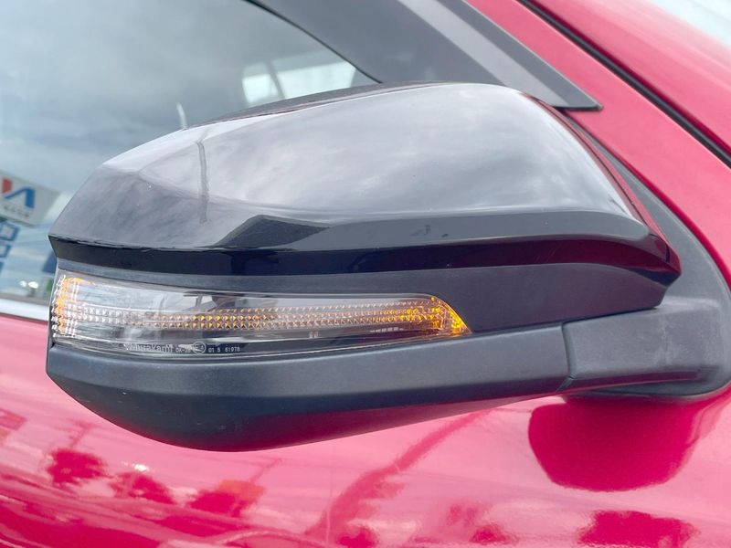 2019 Toyota Hilux QDF-GUN125 (UW-6a979359f1088)[27]