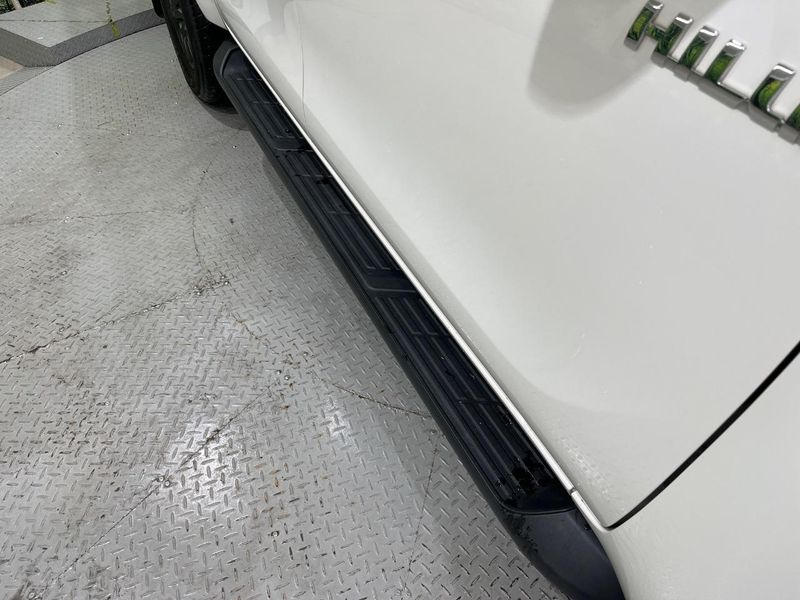 2021 Toyota Hilux 3DF-GUN125 (UW-6a97935aa6f0e)[10]