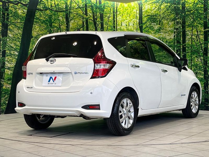 2017 Nissan Note DAA-HE12 (UW-6a979369cd24b)[22]