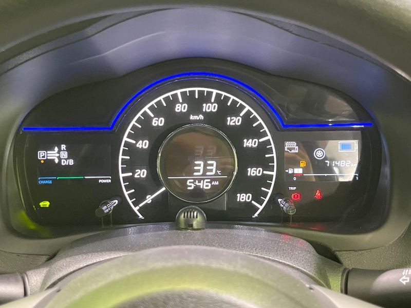 2018 Nissan Note DAA-HE12 (UW-6a97936c5be13)[29]