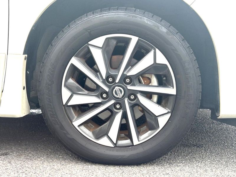 2022 Nissan Serena 6AA-HFC27 (UW-6a979386791b9)[8]