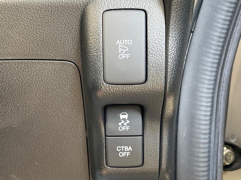 2015 Honda N-BOX CUSTOM DBA-JF1 (UW-6a9793ab3c198)[18]